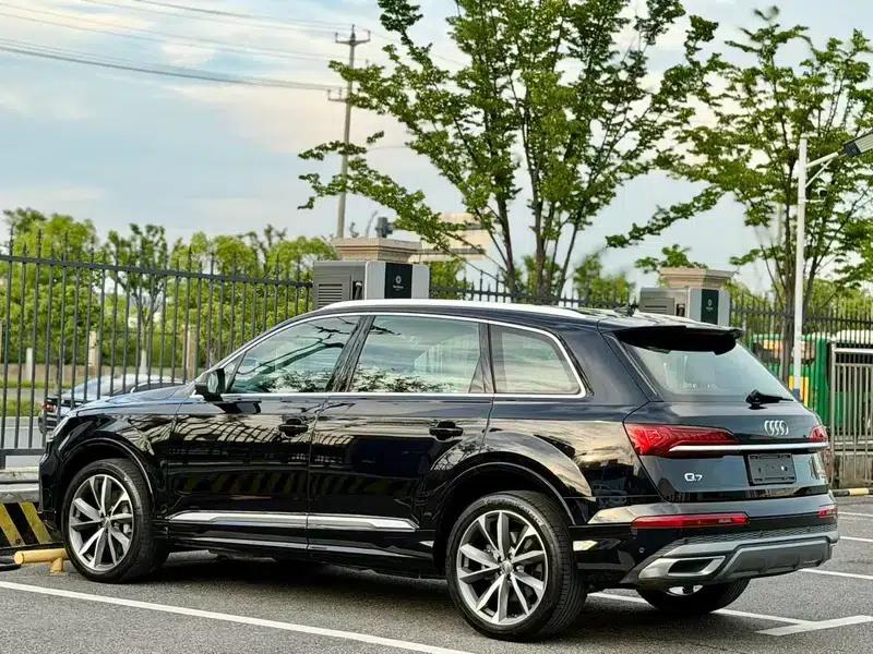 Audi Q7 2020 55 TFSI quattro S line Sport — миниатюра 4