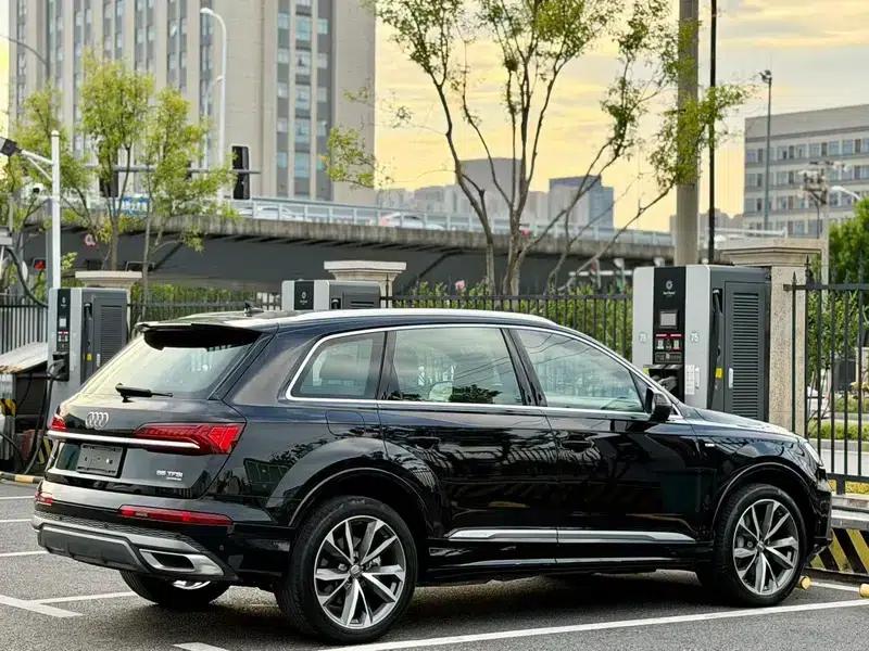 Audi Q7 2020 55 TFSI quattro S line Sport — миниатюра 6