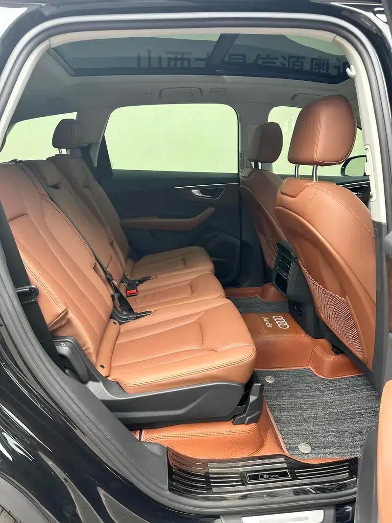 Audi Q7 2024 55 TFSI quattro S line Sport — миниатюра 9