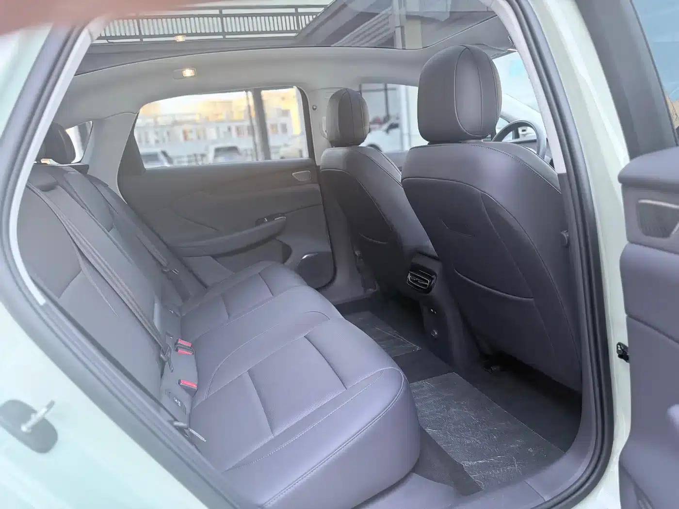 Hongqi Tiangong 05 2025 Model 550 Smart Selection Edition — миниатюра 11