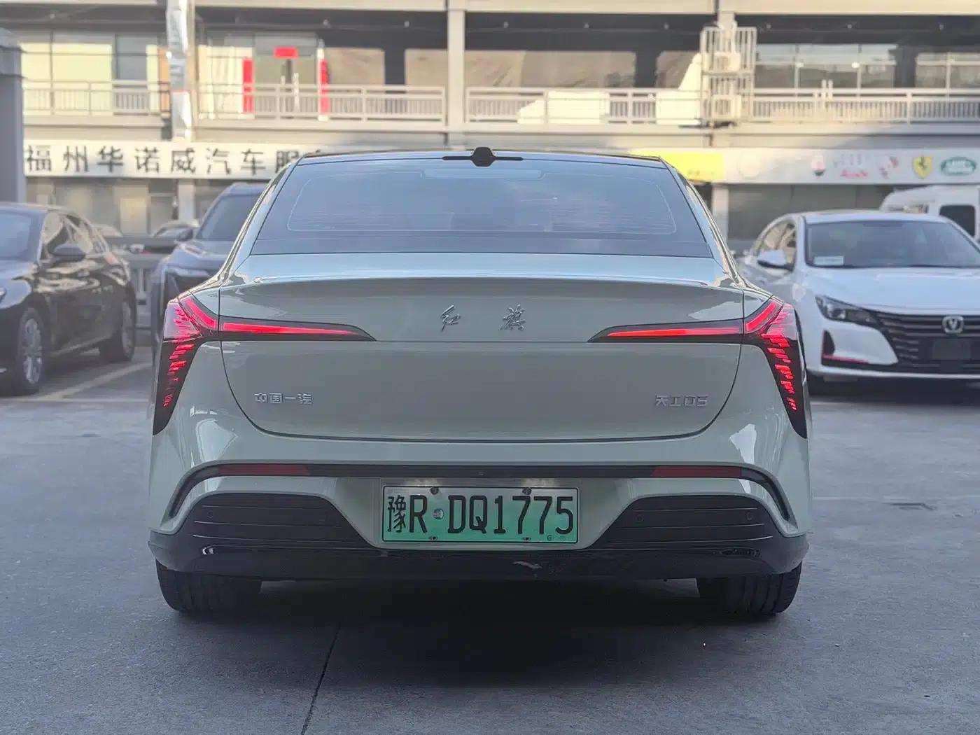 Hongqi Tiangong 05 2025 Model 550 Smart Selection Edition — миниатюра 5