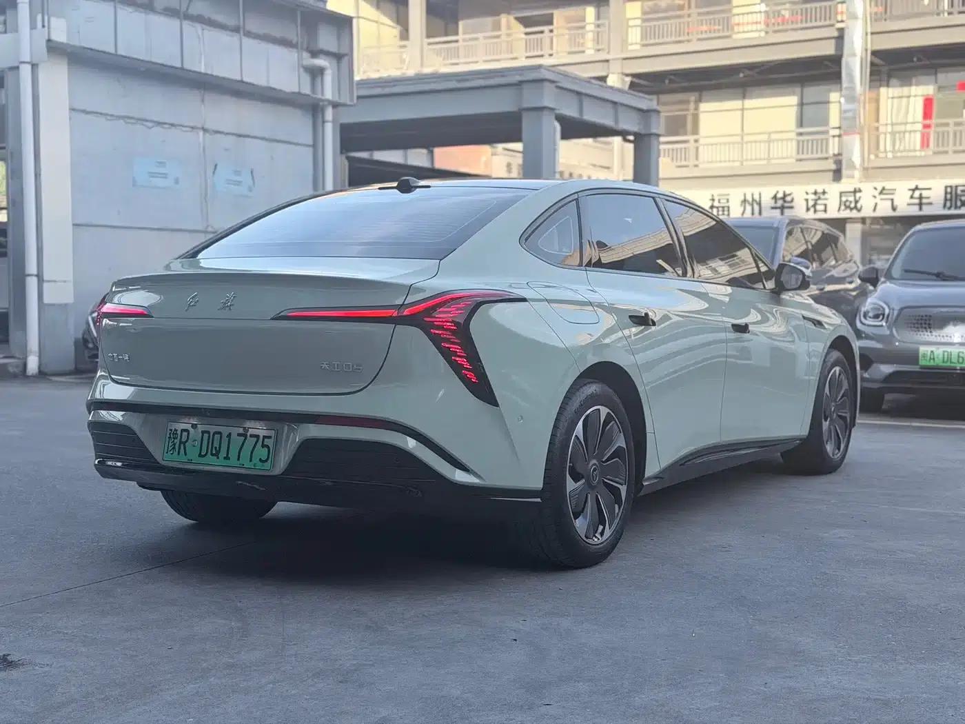 Hongqi Tiangong 05 2025 Model 550 Smart Selection Edition — миниатюра 6