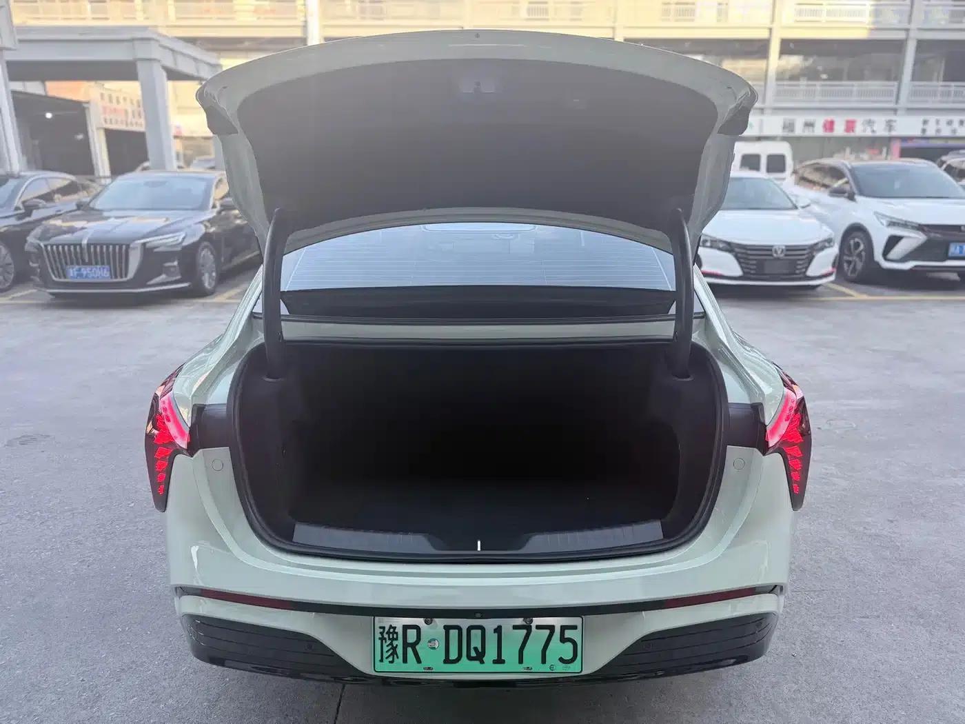 Hongqi Tiangong 05 2025 Model 550 Smart Selection Edition — миниатюра 10