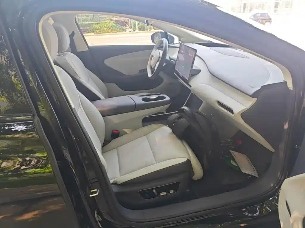 Hongqi Tiangong 05 2025 Model 550 Smart Selection Edition — миниатюра 25
