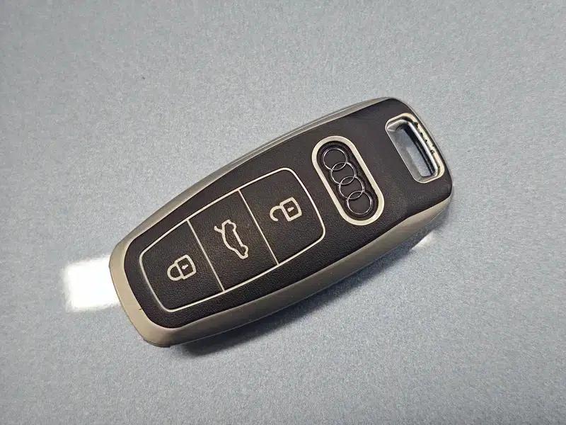 Audi Q4 e-tron 2022 40 e-tron First Edition — миниатюра 11