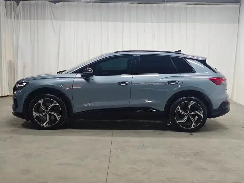 Audi Q4 e-tron 2022 40 e-tron First Edition — миниатюра 4