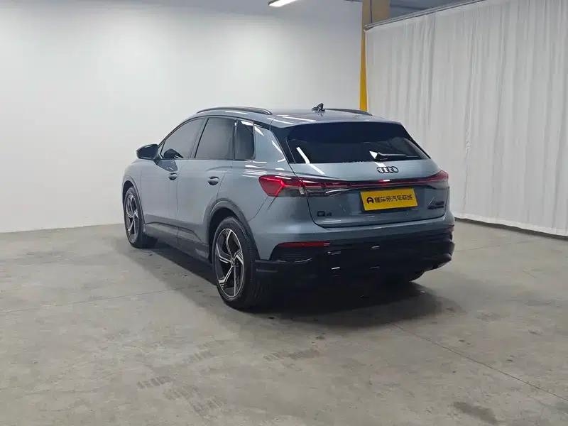 Audi Q4 e-tron 2022 40 e-tron First Edition — миниатюра 5