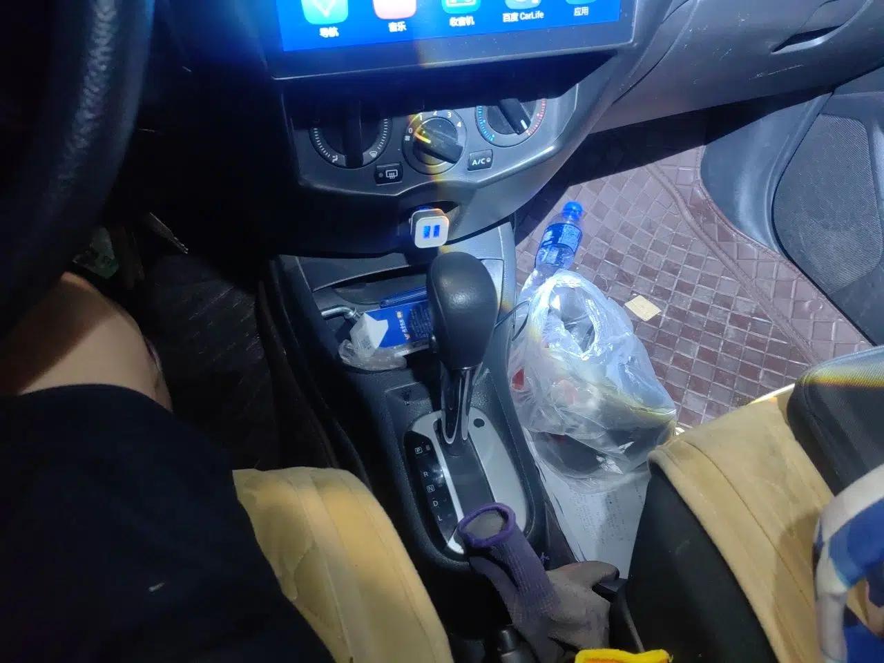 Nissan Livina 2015 1.6XE CVT Comfort Edition — миниатюра 14