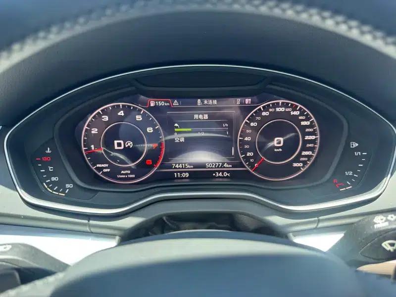 Audi Q5L Sportback 2021 40 TFSI Fashion Edition — миниатюра 8