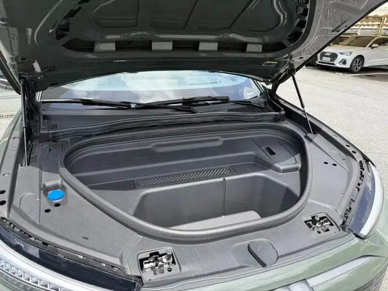 Audi Q6L e-tron 2026 First Edition — миниатюра 6