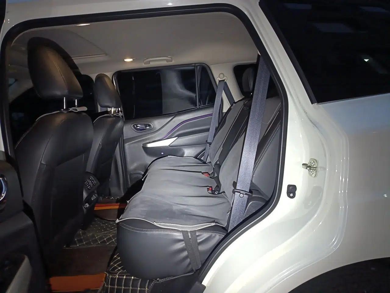 Nissan Terra 2020 2.5L XL Upper 4WD Automatic Four-Wheel Drive Luxury Edition — миниатюра 20