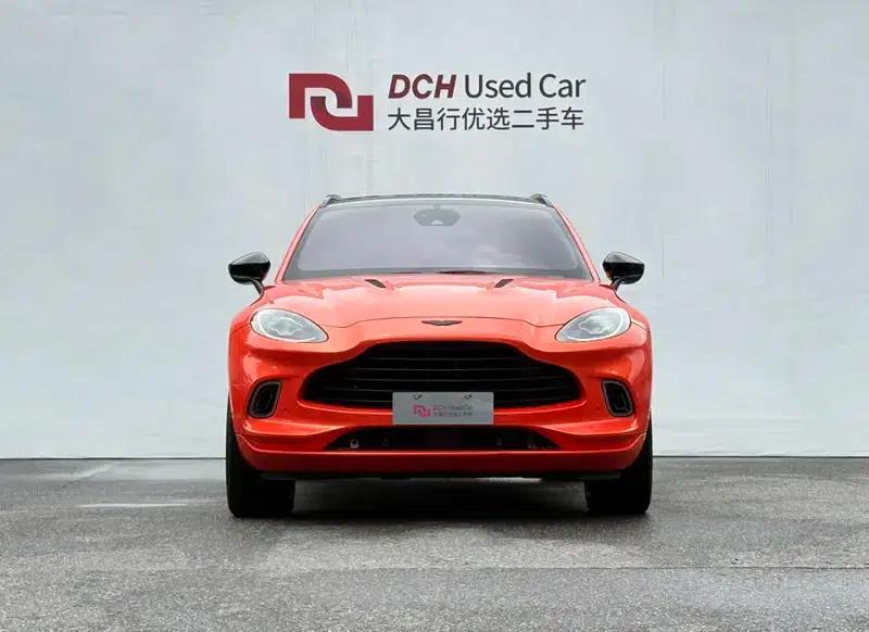 Aston Martin DBX 2020 4.0T V8 — миниатюра 2