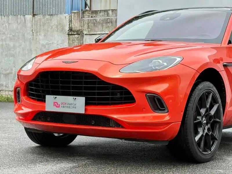 Aston Martin DBX 2020 4.0T V8 — миниатюра 11
