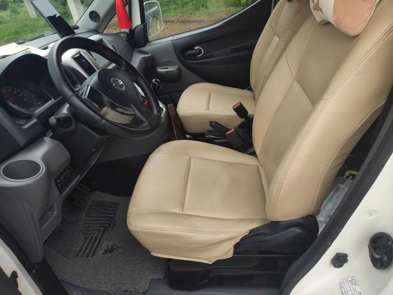 Nissan NV200 2011 1.6L 223 Seats Deluxe Version — миниатюра 15