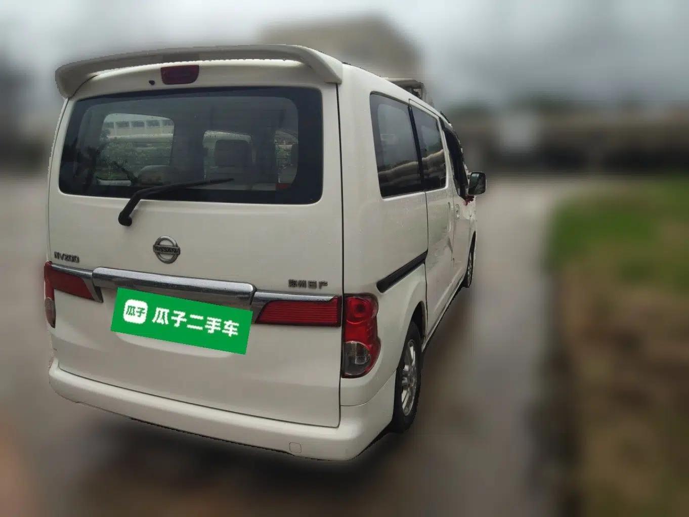 Nissan NV200 2011 1.6L 223 Seats Deluxe Version — миниатюра 6