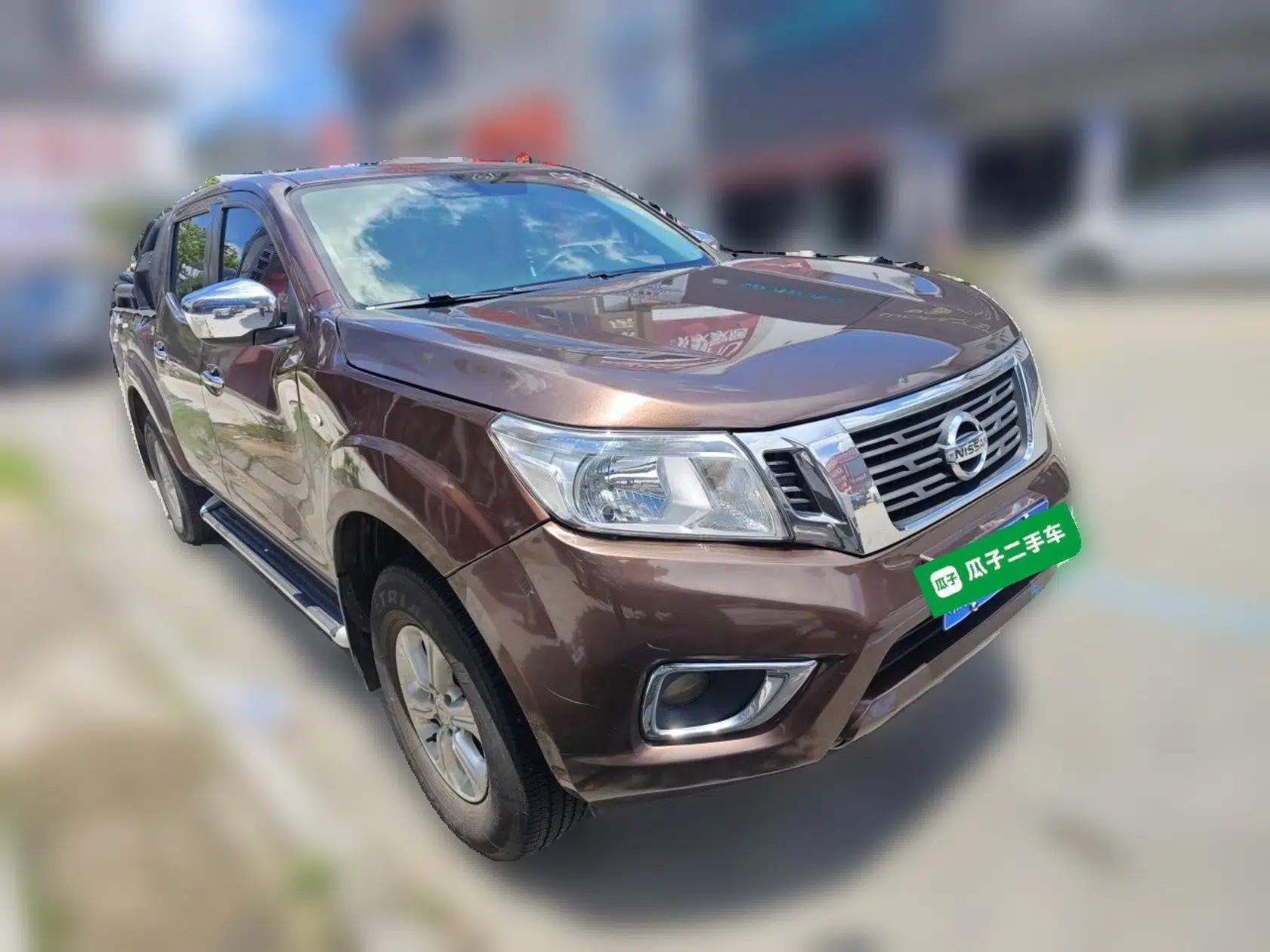 Nissan Navara 2017 2.5L Automatic 2WD Luxury Edition QR25 — миниатюра 3