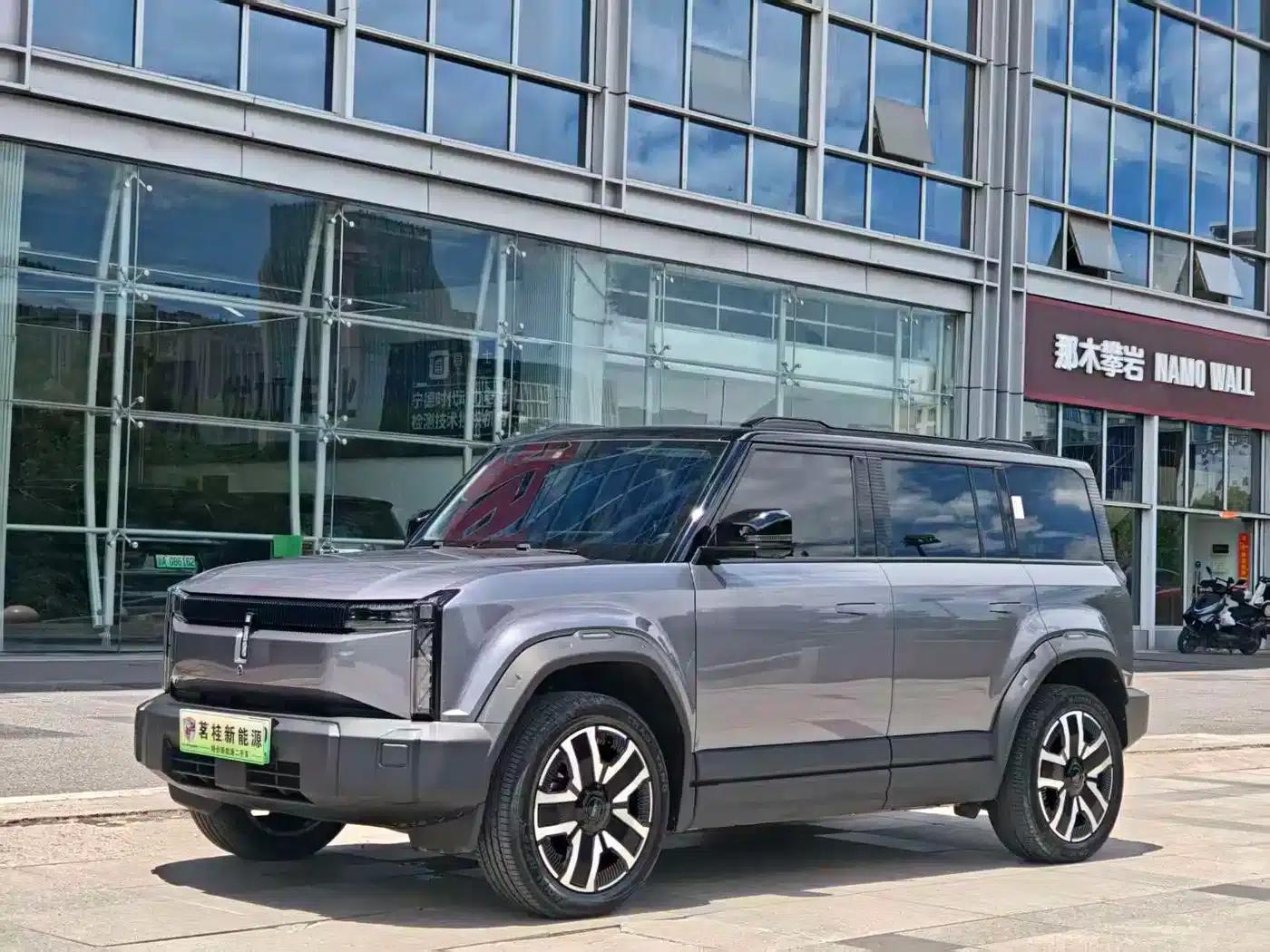 iCAR 03 2024 Model 472km Four-Wheel Drive Long Range Version — миниатюра 1