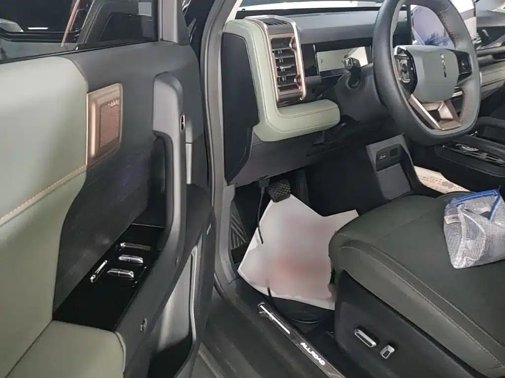 iCAR 03 2024 Model 501km AWD Long Range Advanced Edition — миниатюра 15