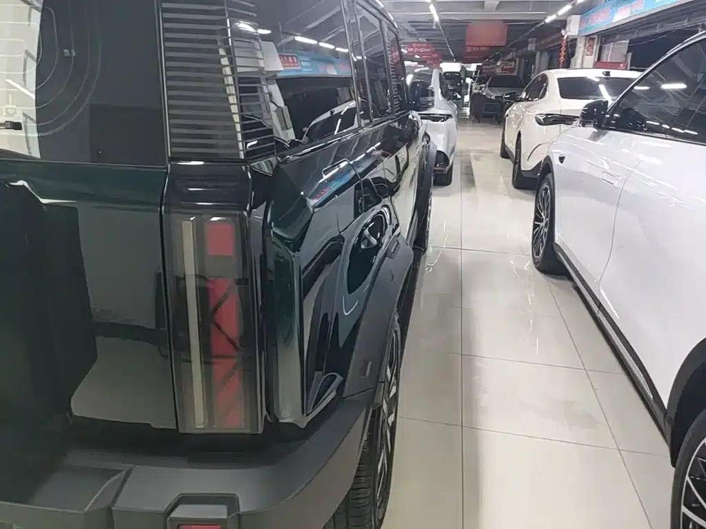 iCAR 03 2024 Model 501km AWD Long Range Advanced Edition — миниатюра 8