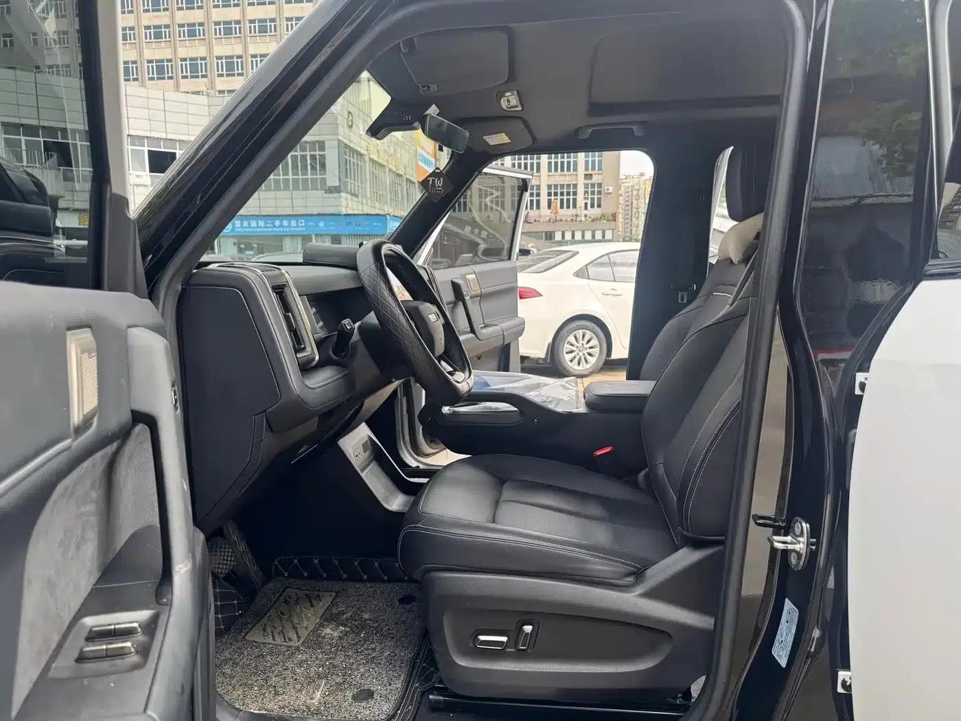 iCAR 03T 2024 Model 520km Two-Wheel Drive Long Range Version — миниатюра 9