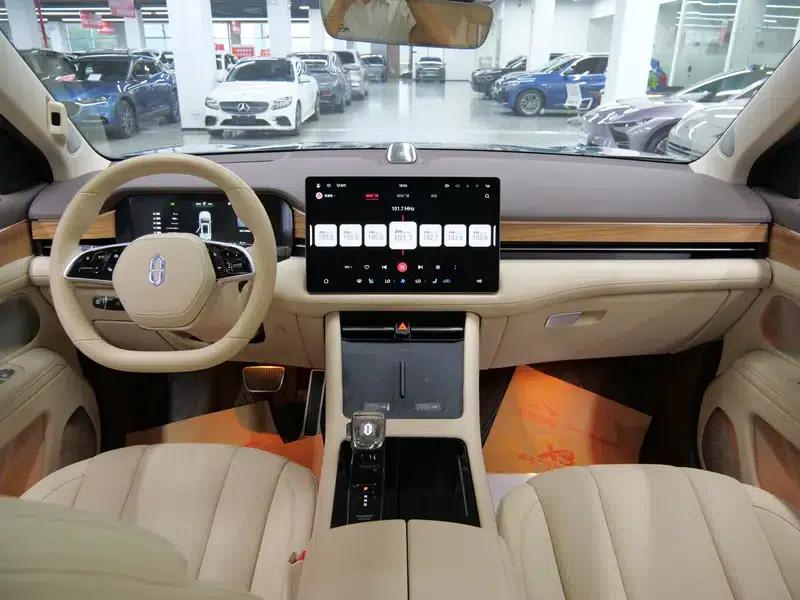 Wenjie M7 2024 Plus 5-seater Rear-wheel drive version — миниатюра 12
