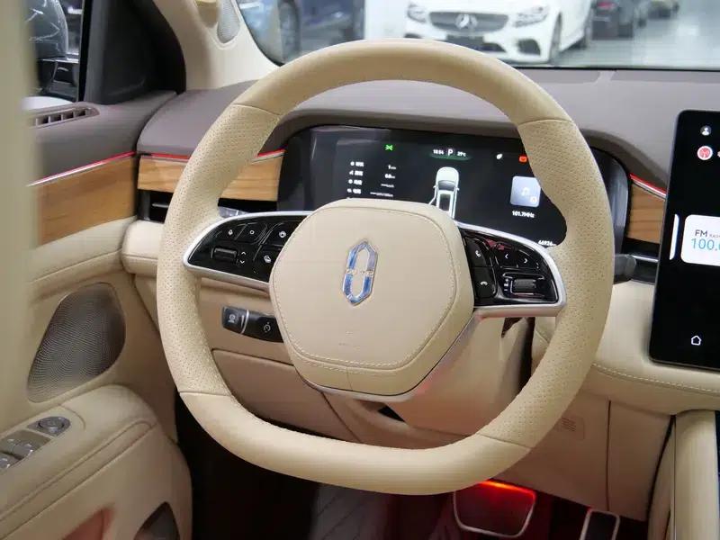 Wenjie M7 2024 Plus 5-seater Rear-wheel drive version — миниатюра 14