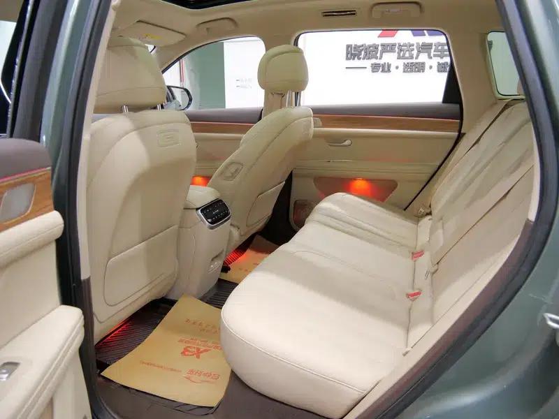 Wenjie M7 2024 Plus 5-seater Rear-wheel drive version — миниатюра 17