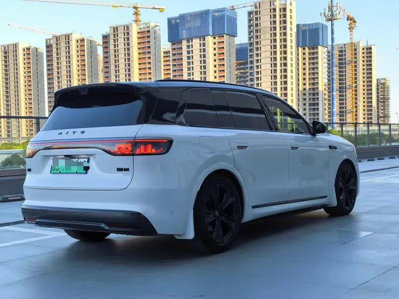 Wenjie M8 2025 Extended Range Ultra 5-Seat 4WD (192-line LiDAR) — миниатюра 7