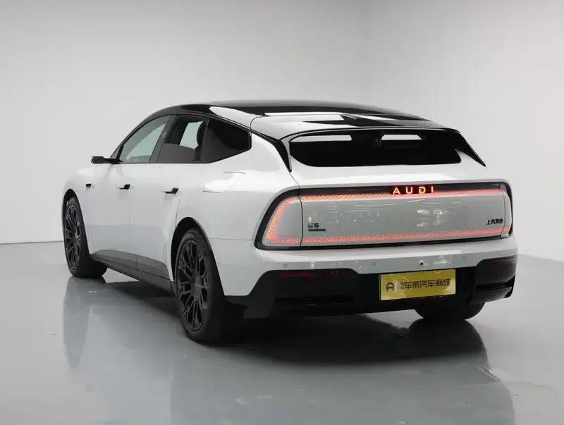 Audi E5 Sportback 2026 Flagship quattro — миниатюра 5