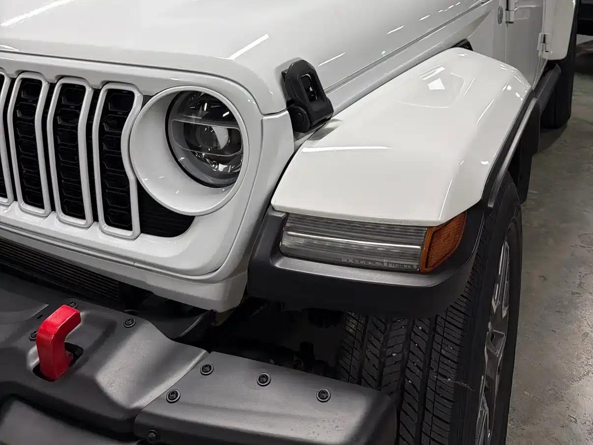 Jeep Wrangler New Energy 2021 Model 4-Door 2.0T 4xe Sahara First Edition — миниатюра 5