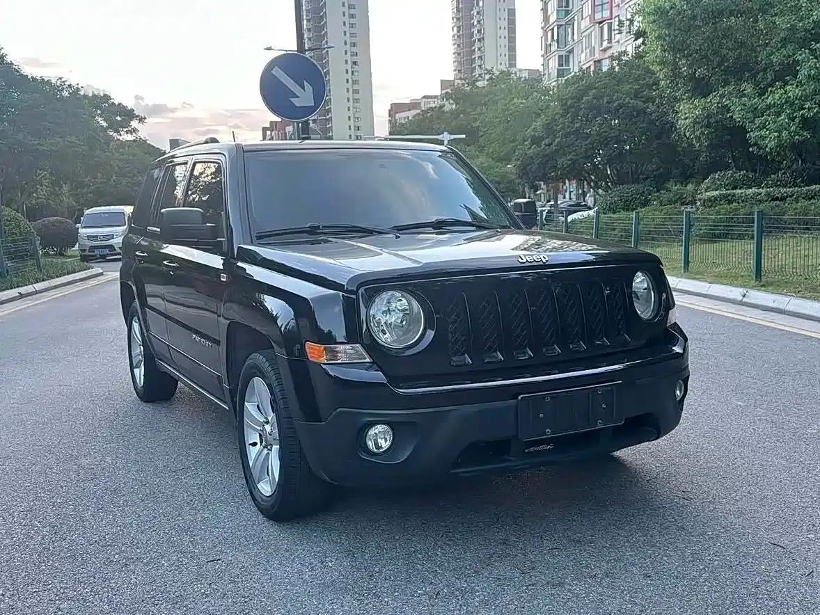 2014 Jeep Compass 2.4L Sport Edition — миниатюра 3