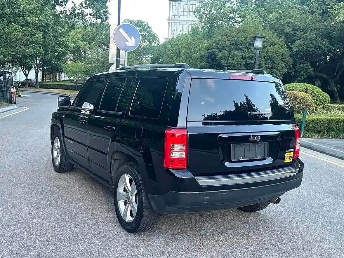 2014 Jeep Compass 2.4L Sport Edition — миниатюра 7