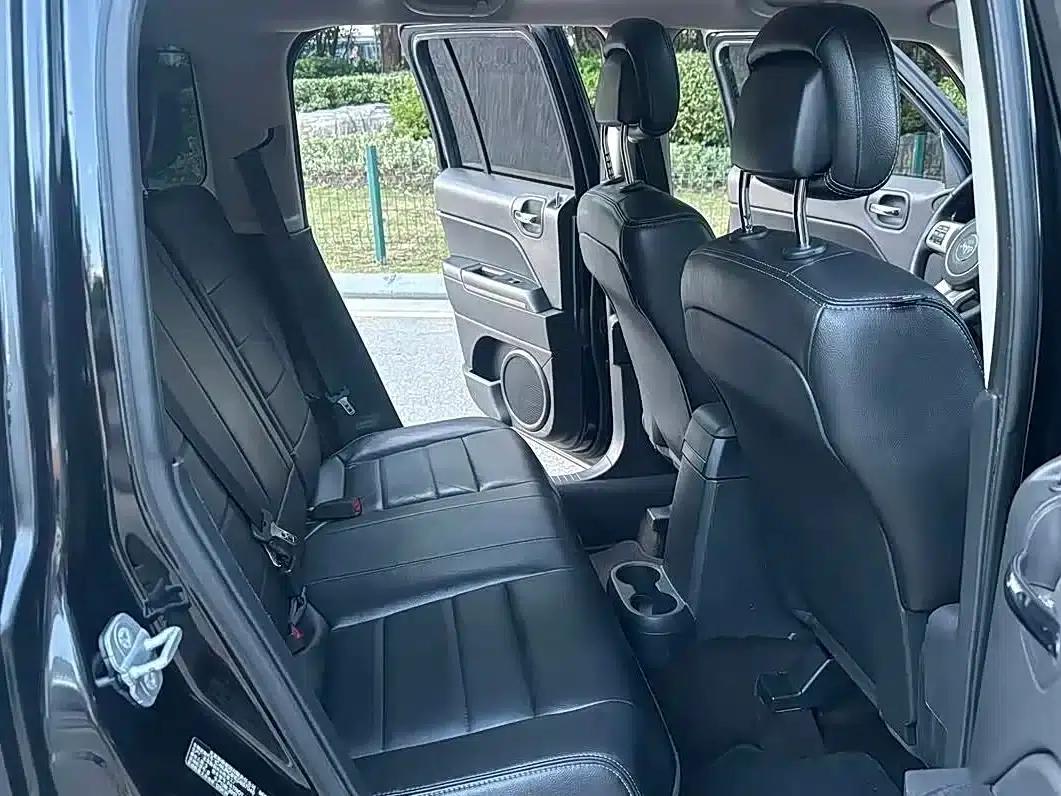 2014 Jeep Compass 2.4L Sport Edition — миниатюра 9