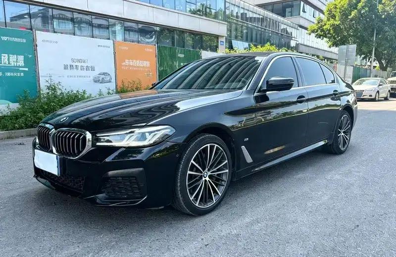 2022 BMW 5 Series 530Li Leading Edition M Sport Package — миниатюра 1