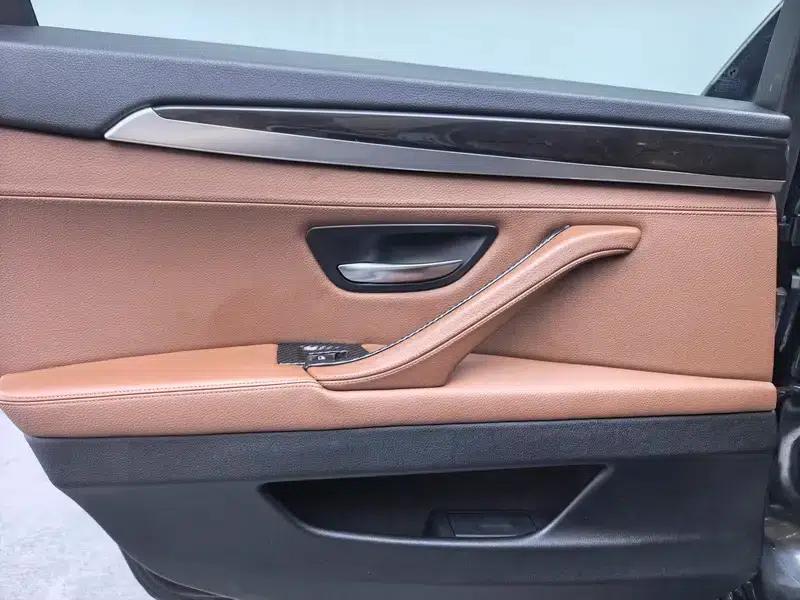 BMW 5 Series 2017 525Li Leading Edition — миниатюра 26