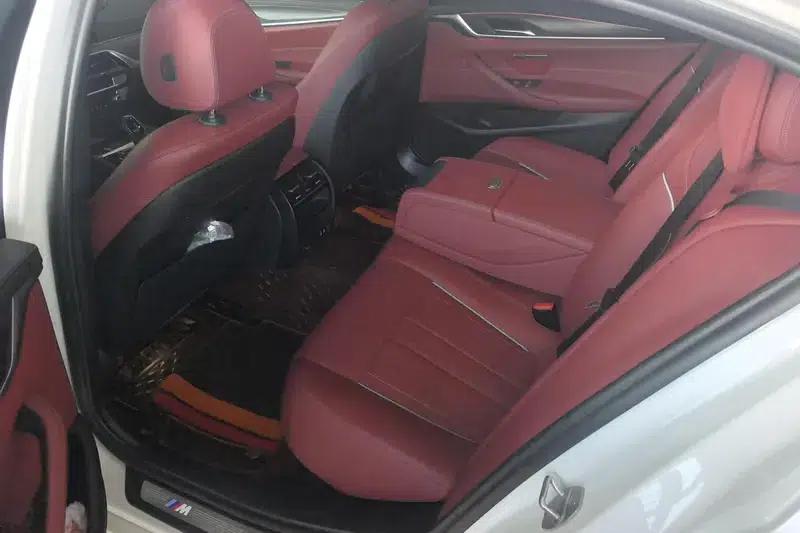 2022 BMW 5 Series Facelift 530Li Leading Edition M Sport Package — миниатюра 16