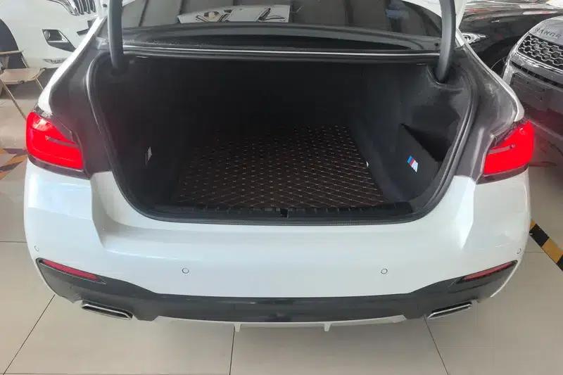 2022 BMW 5 Series Facelift 530Li Leading Edition M Sport Package — миниатюра 17