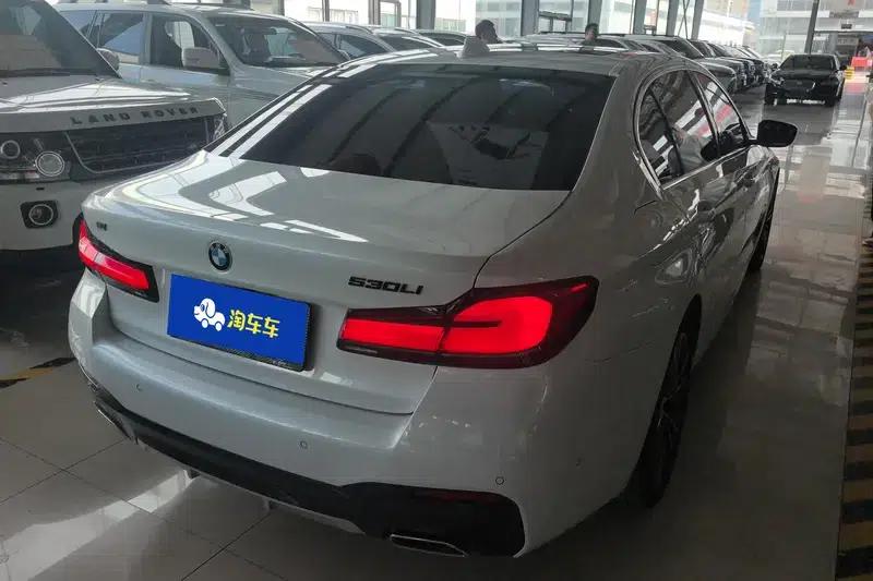 2022 BMW 5 Series Facelift 530Li Leading Edition M Sport Package — миниатюра 3