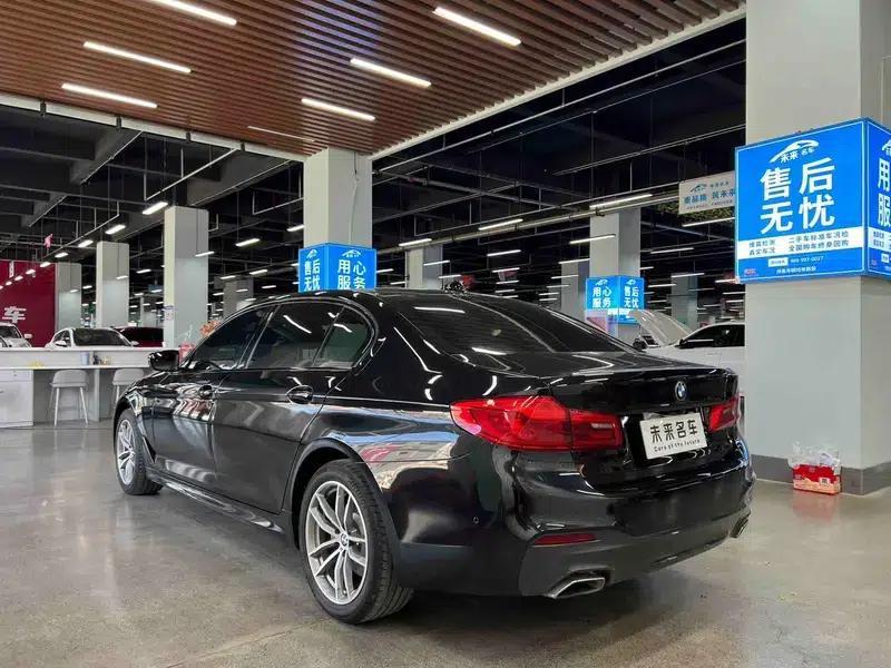 2019 BMW 5 Series 525Li M Sport Package — миниатюра 4