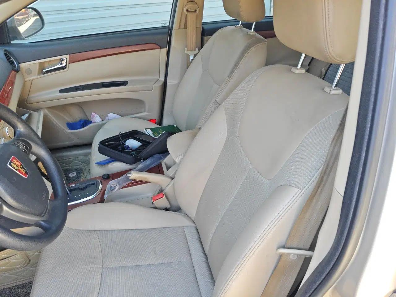 Roewe 350 2013 350C 1.5L Automatic Xunyue Edition — миниатюра 15