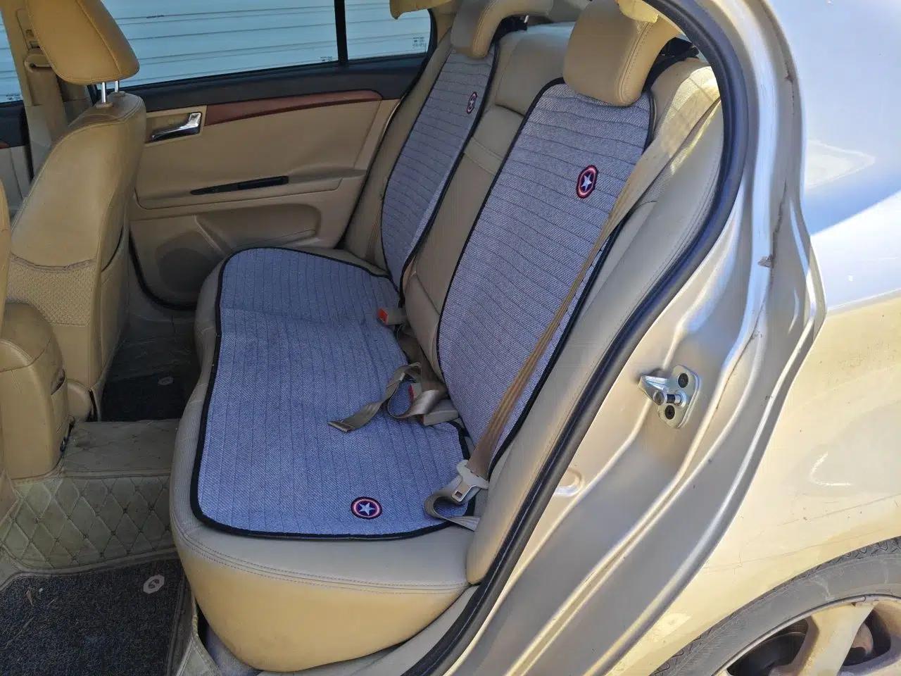 Roewe 350 2013 350C 1.5L Automatic Xunyue Edition — миниатюра 17