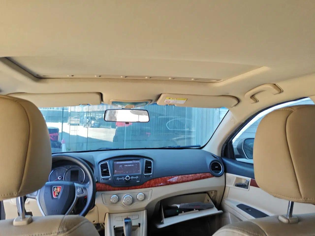 Roewe 350 2013 350C 1.5L Automatic Xunyue Edition — миниатюра 18