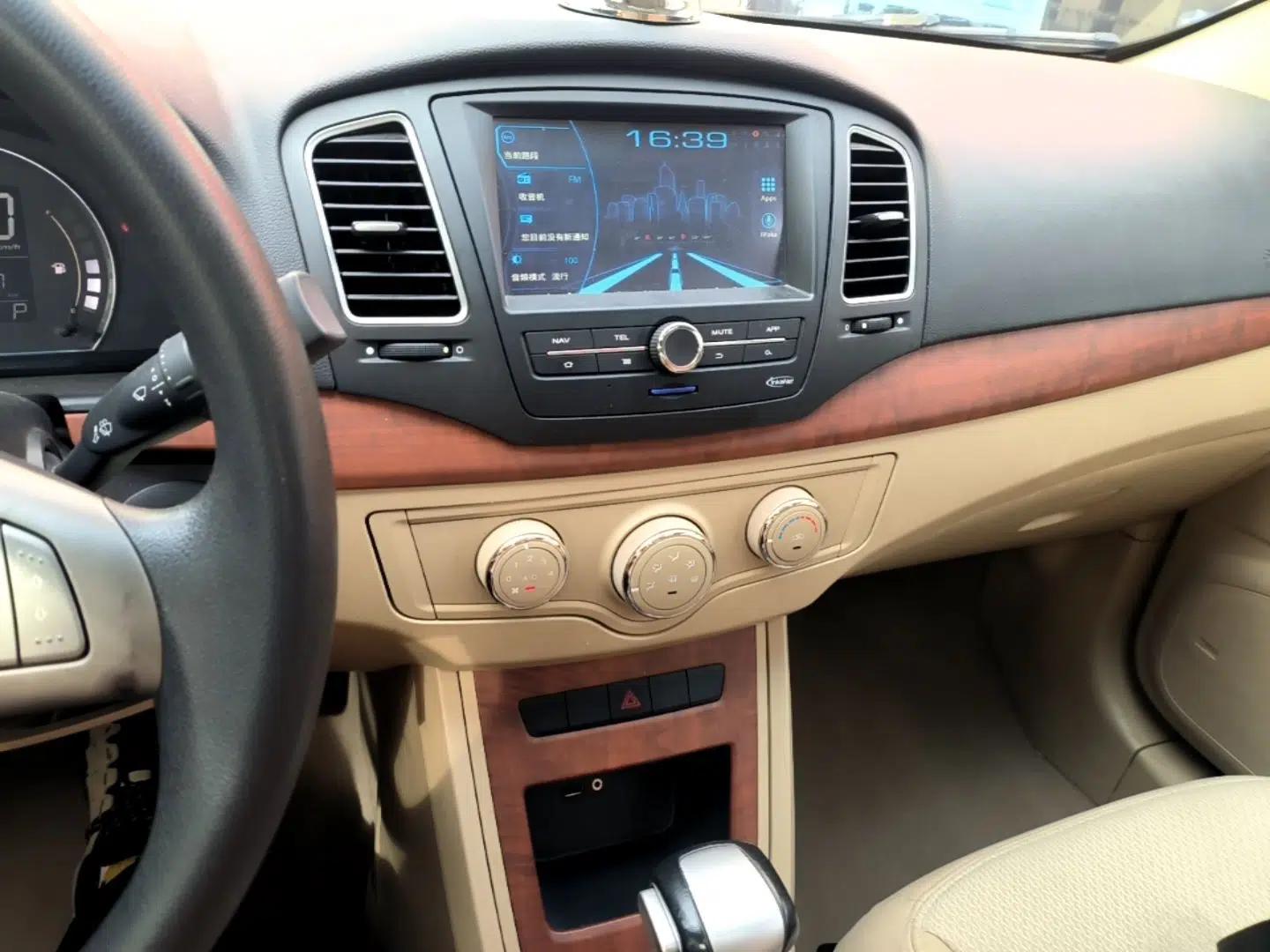 Roewe 350 2014 1.5L Automatic Xunyue Version — миниатюра 15