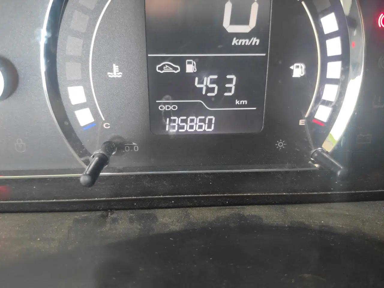 Roewe 350 2014 1.5L Manual Xunchi Edition — миниатюра 12