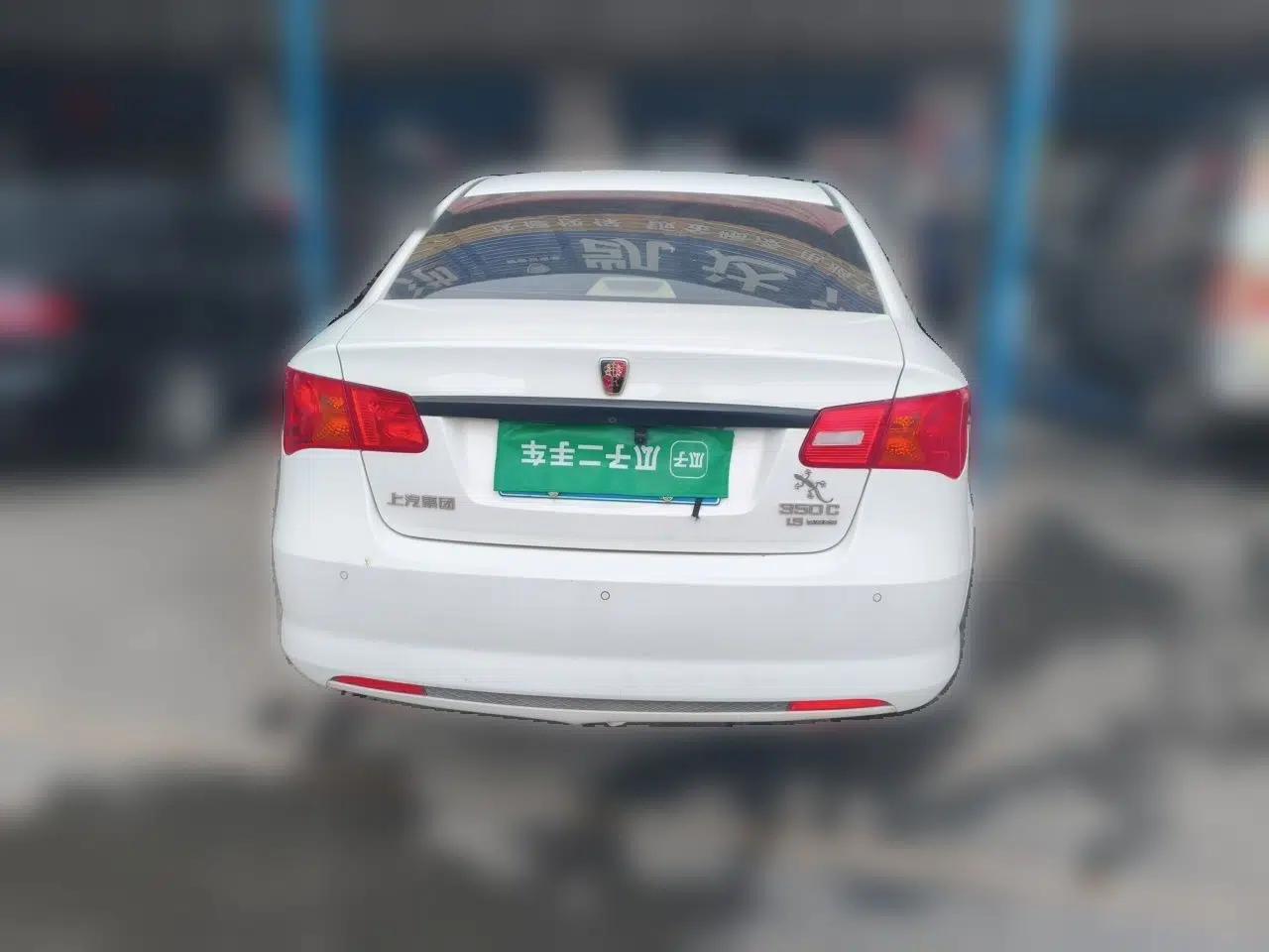 Roewe 350 2013 350C 1.5L Manual Swift Edition — миниатюра 5