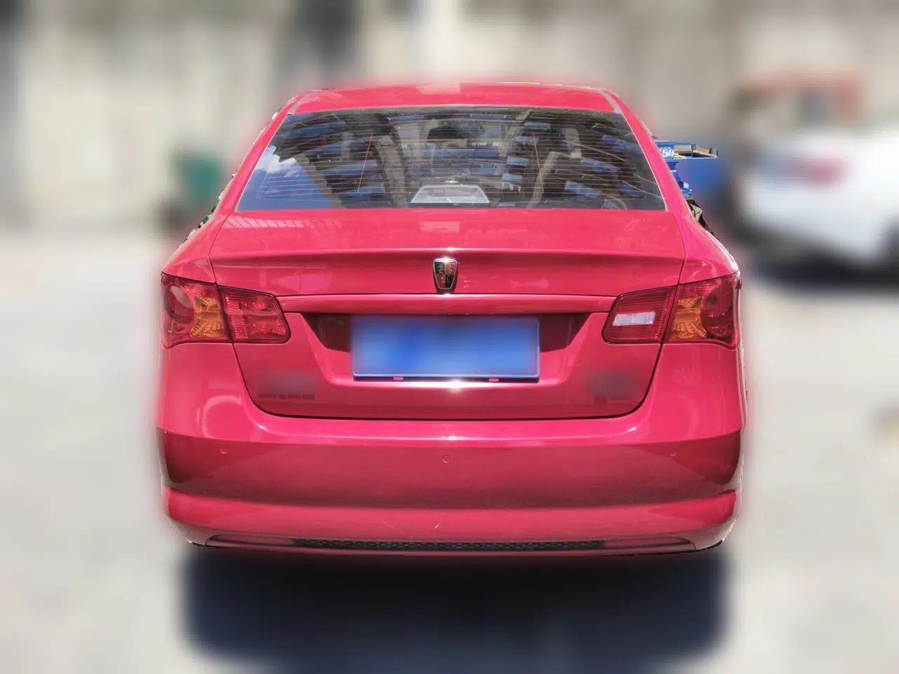 Roewe 350 2015 1.5L Automatic Luxury Sunroof Edition — миниатюра 5