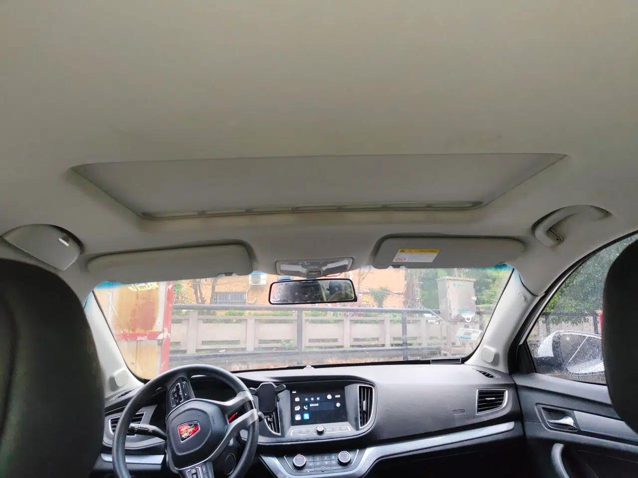 Roewe 360 2018 PLUS 1.5L Automatic Luxury Edition — миниатюра 15