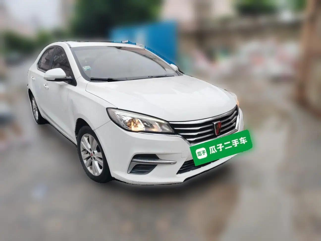 Roewe 360 2018 PLUS 1.5L Automatic Luxury Edition — миниатюра 3