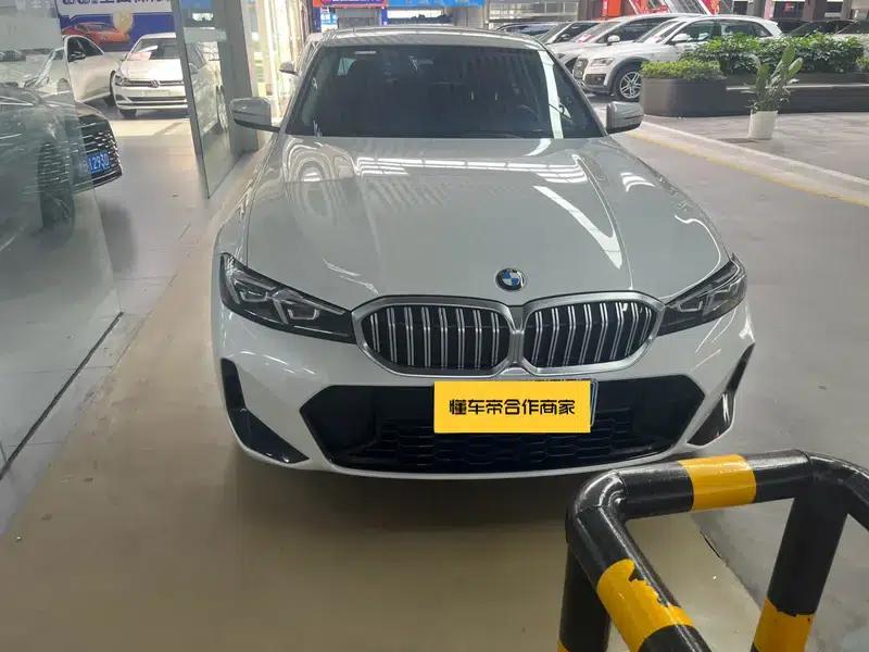 2023 BMW 3 Series 320i M Sport Package — миниатюра 2