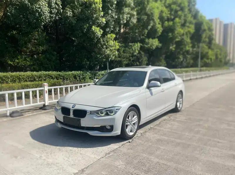 2017 BMW 3 Series 320Li Fashion Edition — миниатюра 1